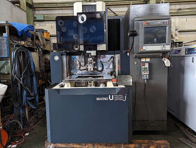 牧野フライス製作所 U-32J ワイヤーカット