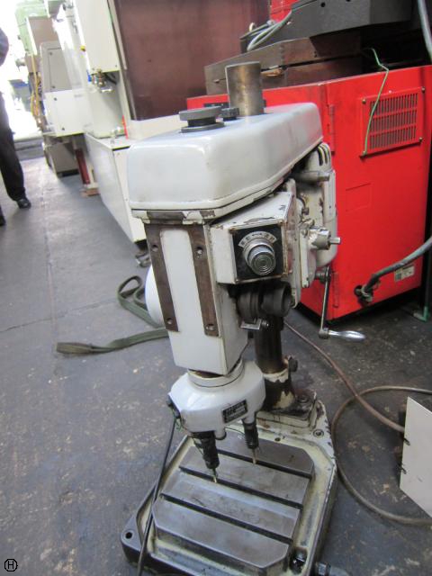ブラザー工業 BT1-203 タッピング