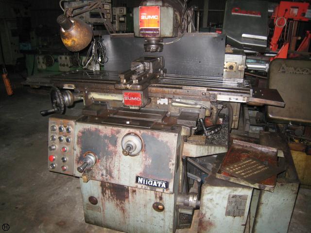 新潟鐵工所 2UMC 万能フライス