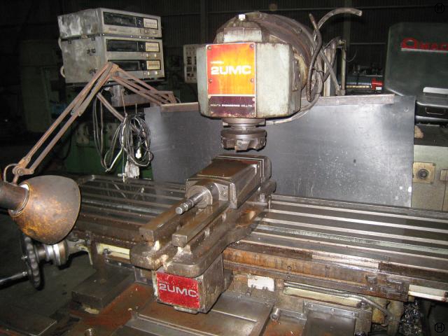 新潟鐵工所 2UMC 万能フライス