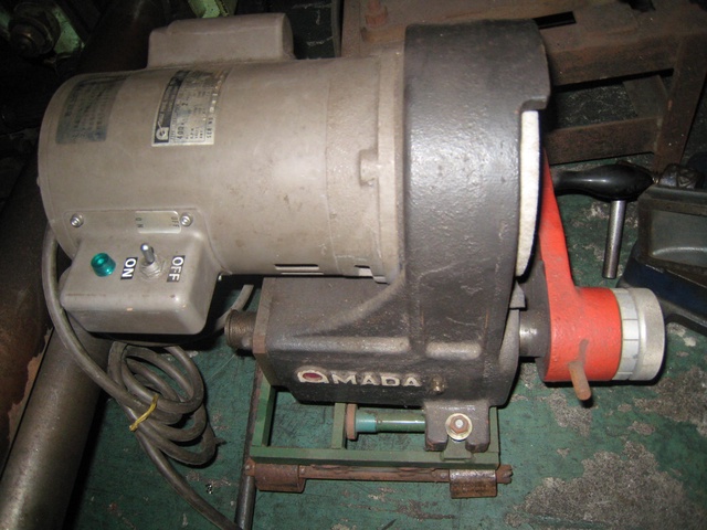 アマダ 金型研磨機