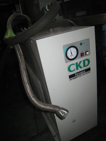 アネスト岩田 CLP75EF-14 7.5kwコンプレッサー