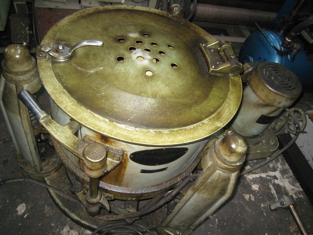 ササキ脱水機製作所 脱油機