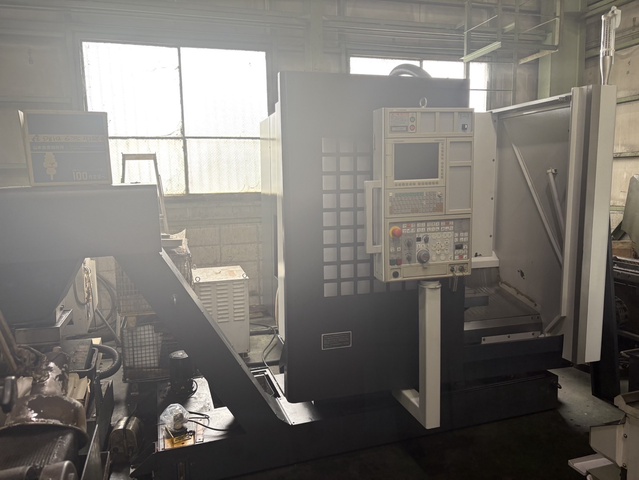 DMG森精機 DuraVertical635eco 立マシニング(BT40)