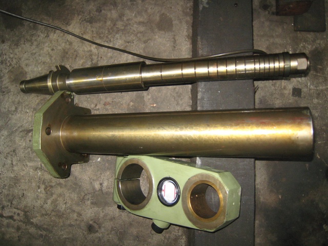 新潟鐵工所 3UMA 万能フライス盤
