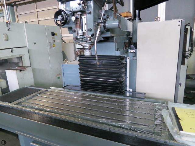 牧野フライス製作所 AVⅡNC-85 NC立フライス