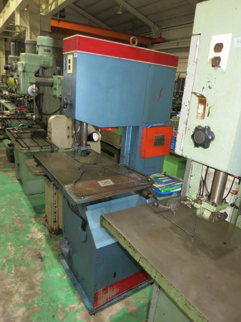 アマダ VA-400 コンターマシン
