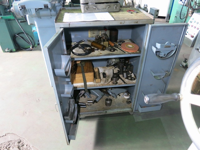 牧野フライス製作所 C-40 工具研削盤