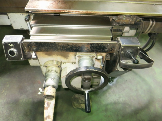 日立精工 2MW-V ヒザ型立フライス