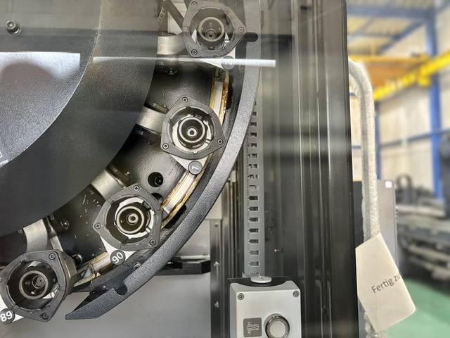 DMG森精機 DMU65 monoBlock 5軸立マシニング(HSK-A63)