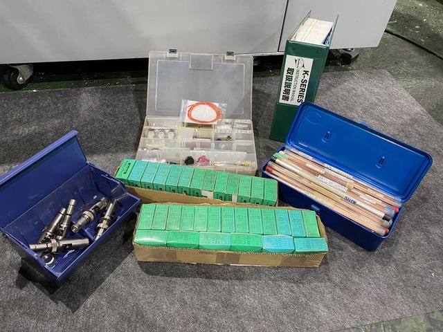 ソディック K3HN 細穴放電加工機
