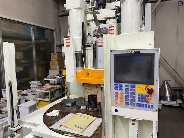菱屋精工 VNT-70R 70T射出成形機