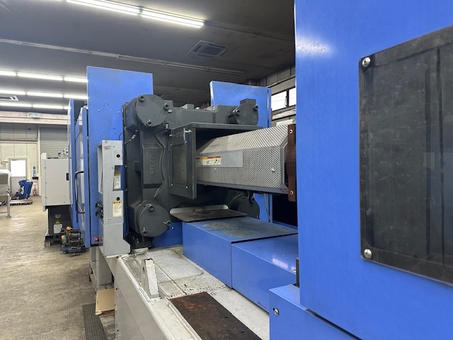 日本製鋼所 JSW J280AD-890H 280T射出成形機