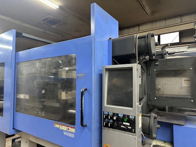 日本製鋼所 JSW J280AD-890H 280T射出成形機