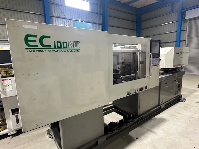 東芝機械 EC100-NⅡ 100T射出成形機