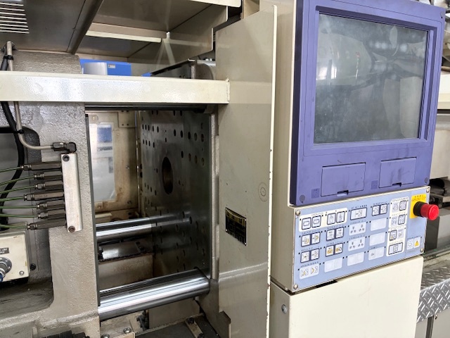 東芝機械 EC75NⅡ 75T射出成形機