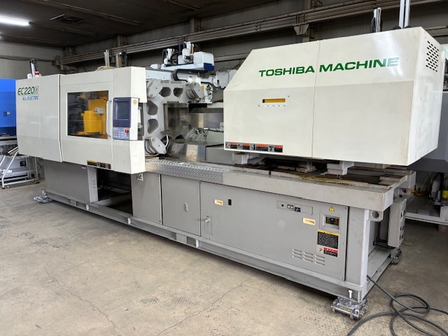 東芝機械 EC220N-6A 220T射出成形機