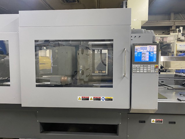 東芝機械 EC350SX-8A 350T射出成形機