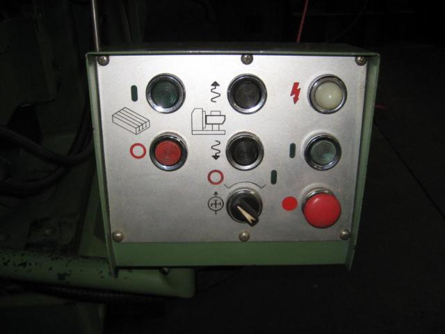 泰和製作所 TMV-83 ラム型立フライス