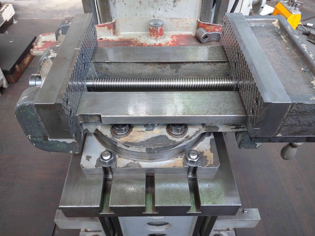 岡村鉄工所 OS-650 シェーパー