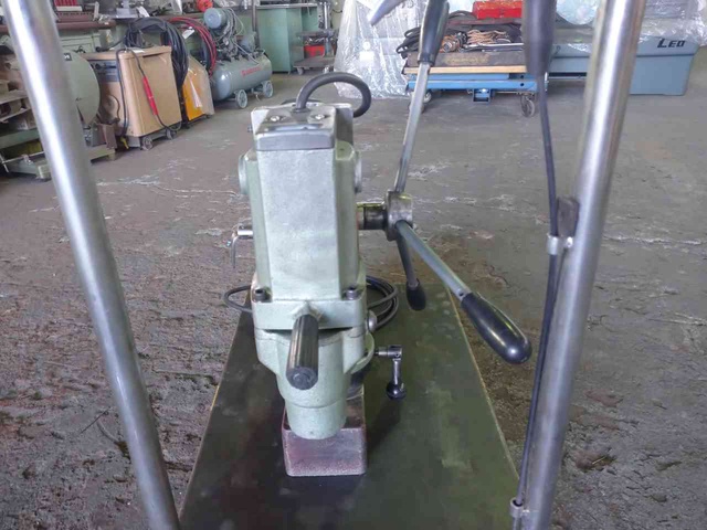 日立工機 BM-25 磁気ボール盤