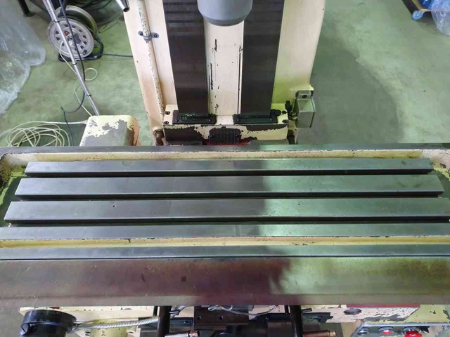 滝澤鉄工所 MP-VⅡ ラム型立フライス