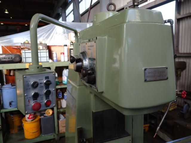 豊和産業 STM-2V ヒザ型立フライス
