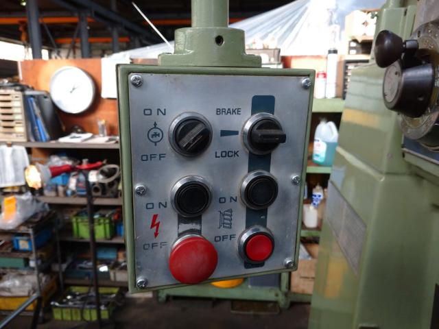 豊和産業 STM-2V ヒザ型立フライス