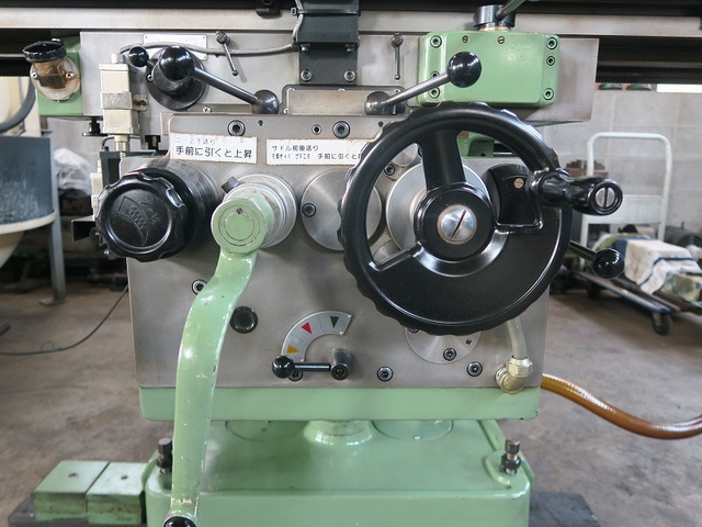 日立精機 平岡工業 2MF-V ヒザ型立フライス