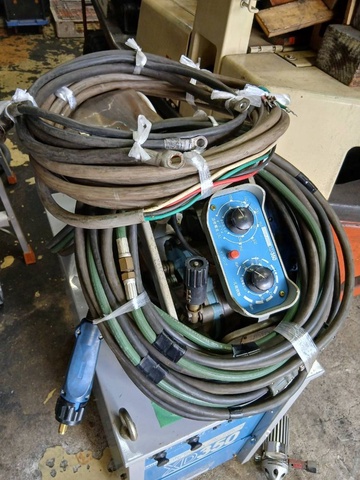 ダイヘン XD-350 CO2/MAG半自動溶接機