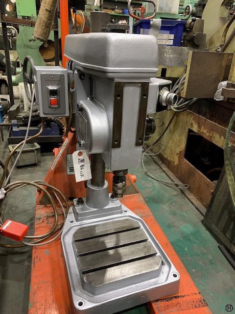 ブラザー工業 BT1-204 タッピング