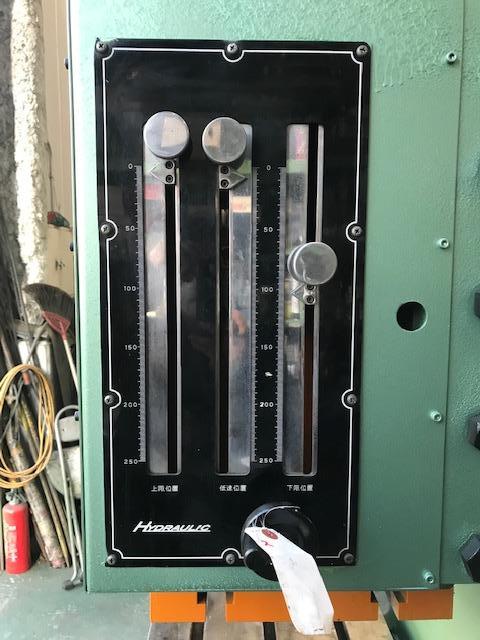 ハイドロリック UCP-50C 50T油圧プレス