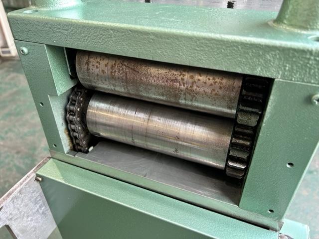 双葉電子工業 UR-150 レベラー