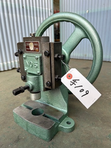 岡本工機 NO.5 エキセンプレス