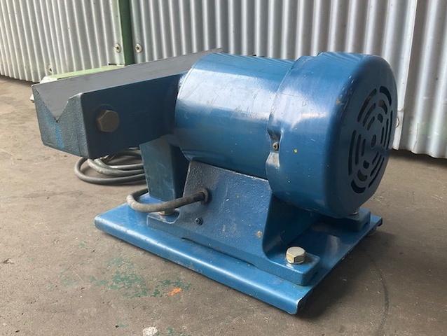 中古 工具 卓上面取機 CC02型