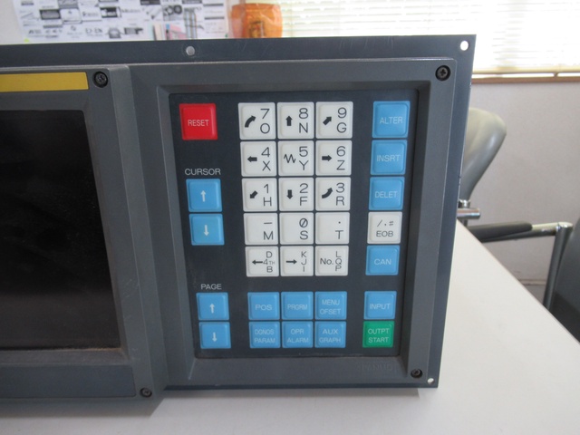 ファナック D8MR-10A LCDユニット