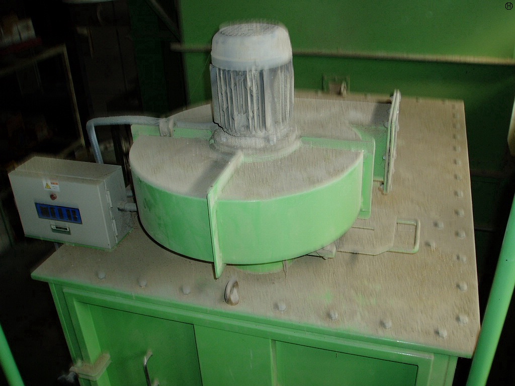 明治機械製作所 集塵機