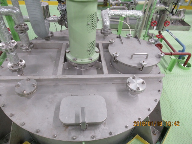 東洋ハイテック 円筒竪型下部コーン 3400L SUS撹拌槽