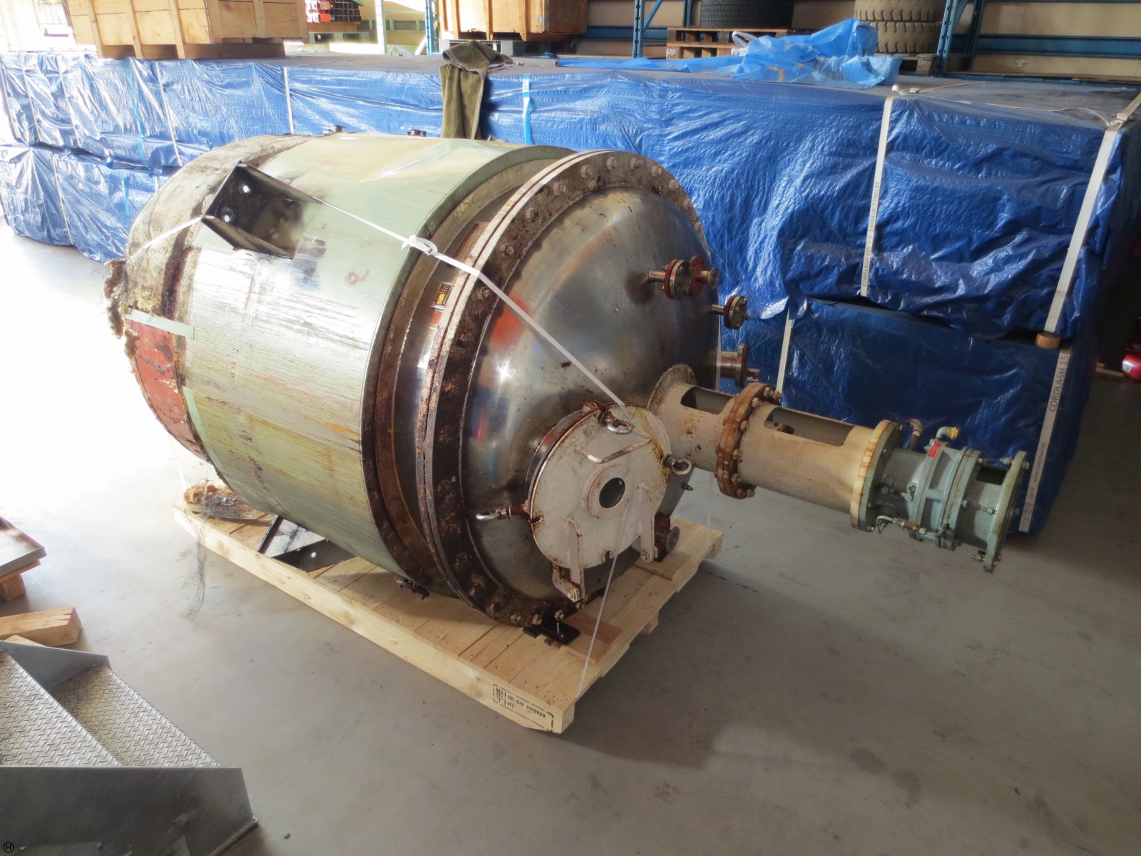 山本化学機械製作所 円筒竪型 SUS撹拌タンク 中古販売詳細 山本化学機械製作所 円筒竪型 SUS撹拌タンク 中古販売詳細