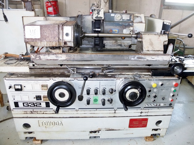豊田工機 GUP32x50 円筒研削盤(万能型)