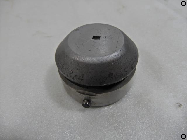  ダイ 上切起 3×4 T=1.0 H=0.5 タレパン金型(ダイ)