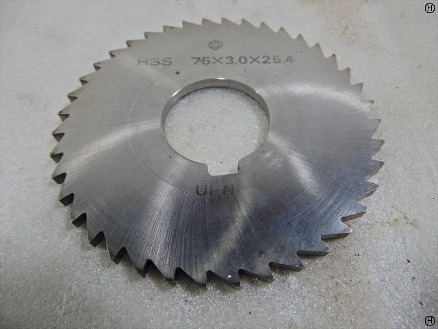 日立ツール 75×3.0×25.4 メタルスリッティングソー