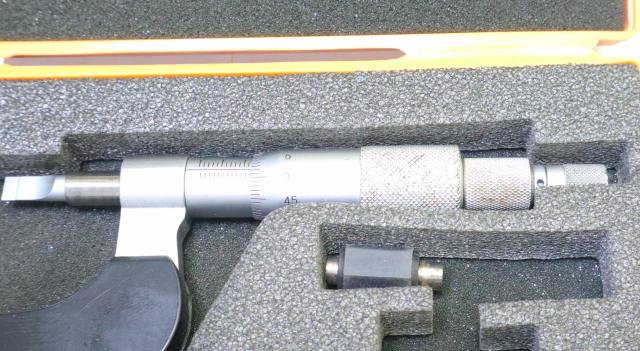 ミツトヨ 0～25mm 0.01mm ブレードマイクロメーター