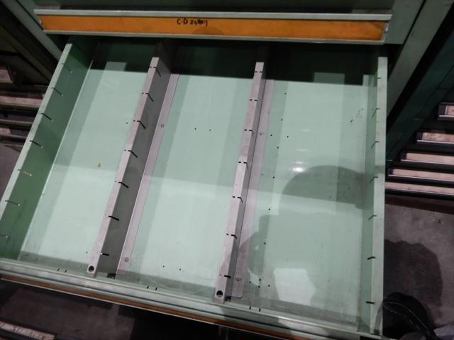 プラス 620×600×1100mm 9段 鍵なし キャビネット