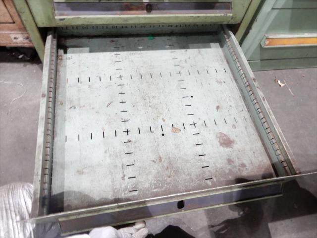  580×600×1000mm 9段 鍵なし キャビネット