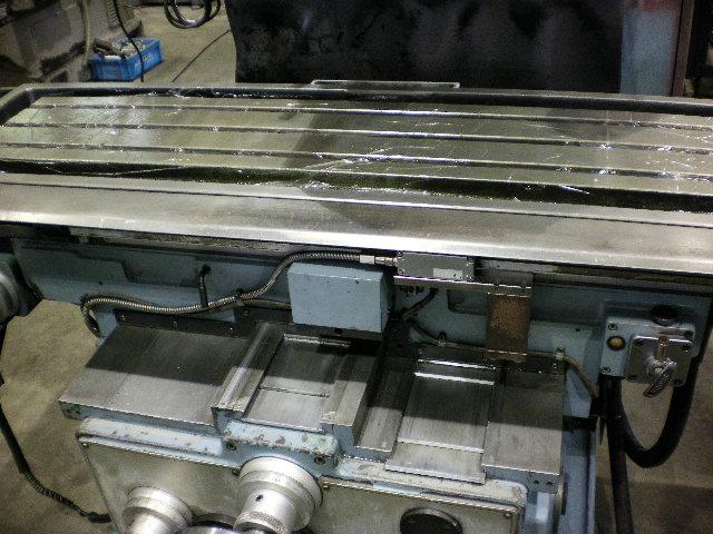山口鉄工所 YMV-90W ベッド型立フライス