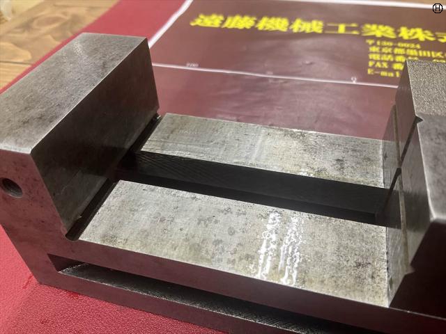  口巾62mm 口巾高さ30mm 開き80mm 精密バイス