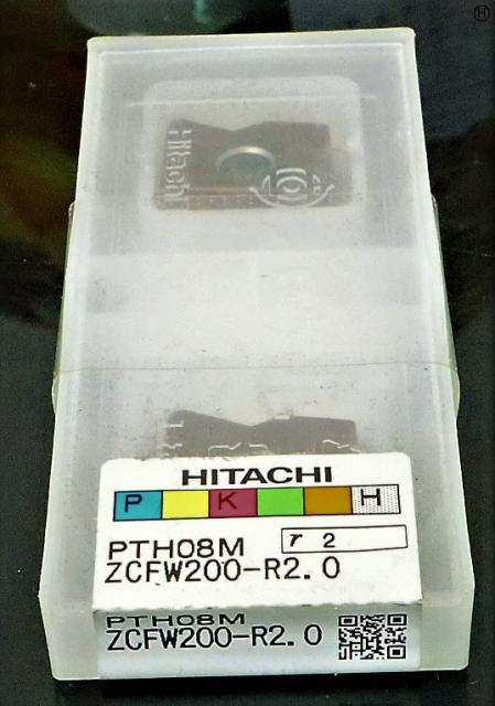 日立ツール PTH08M 2CFW200-R2.0 未使用 フライス切削用インサート