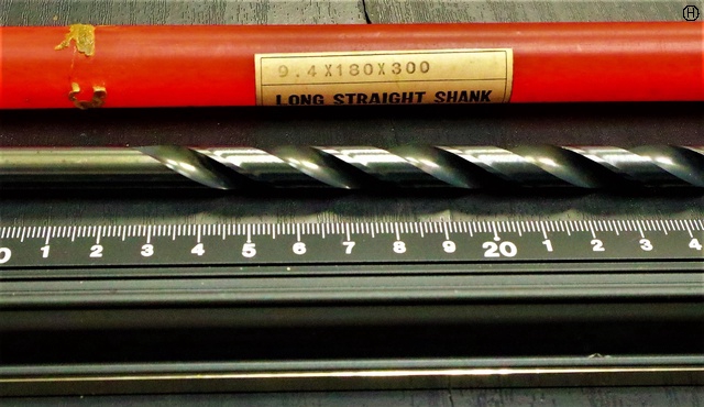 KOBELCO 9.4×180×300 未使用 ツイストドリル