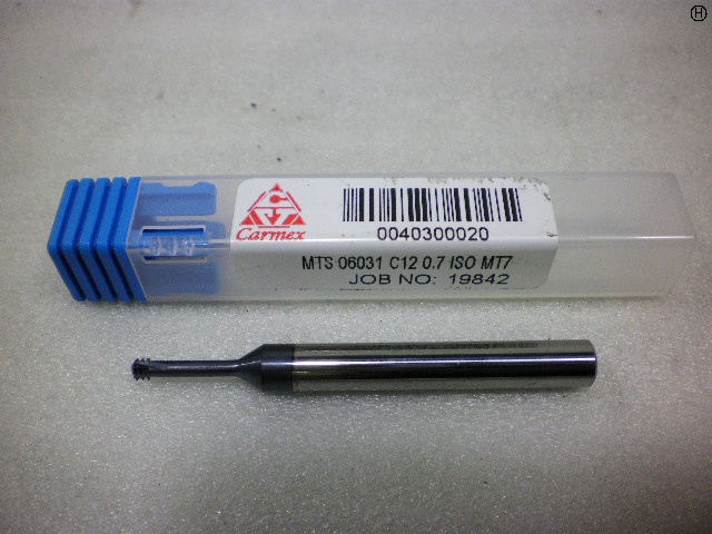 カーメックス MTS 06031 C12 0.7 ISO MT7 未使用 小径ねじ穴用ミニミルスレット M4